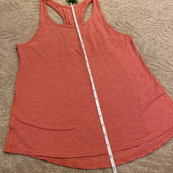 Lululemon Yogi Everyday Tank Heathered Cape Red 4 - Picture 9 of 9